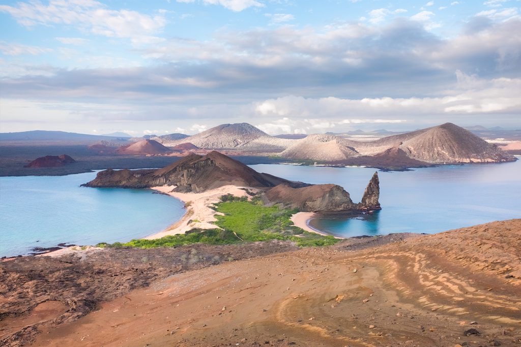 Pinnacle Rock © Joshua Vela/Galápagos Conservancy