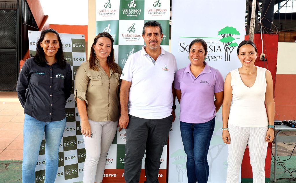 Maestros de Galápagos fortalecen sus habilidades de enseñanza a través del Décimo Cuarto Instituto Docente
