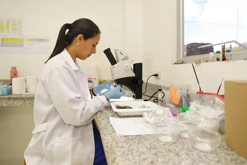 New Agreement Facilitates Genetic Research to Help Save Endangered Species in Galápagos