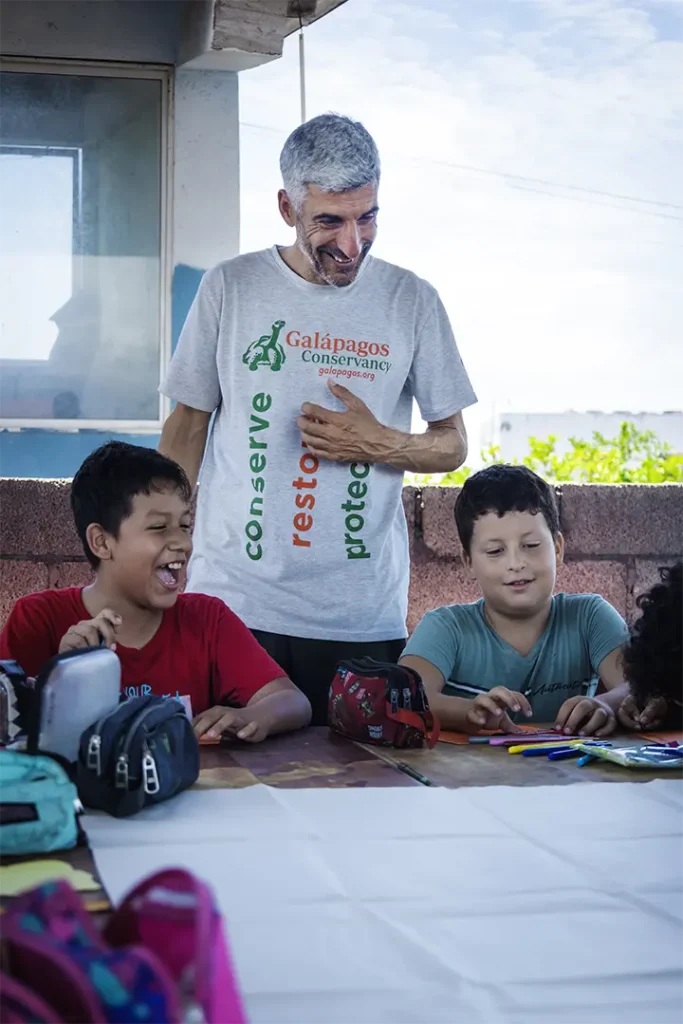 Tortuamigos: Una Forma Divertida y Educativa de Proteger Galápagos