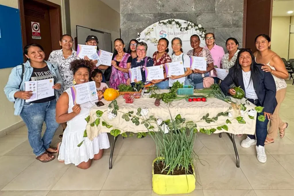 Women Leading Sustainability from the Ground Up in Galápagos