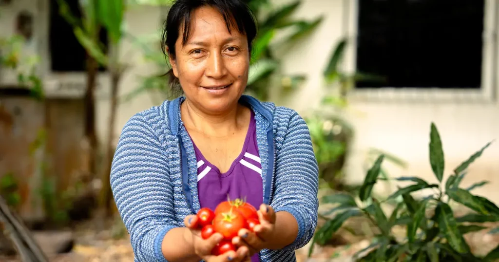 Women Leading Sustainability from the Ground Up in Galápagos